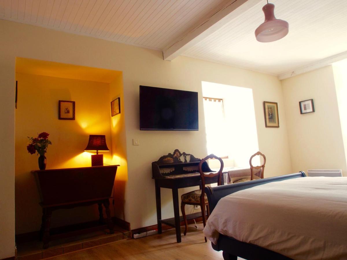 Bed and Breakfast Le 7 Des Tonneliers Castelfranc Екстер'єр фото