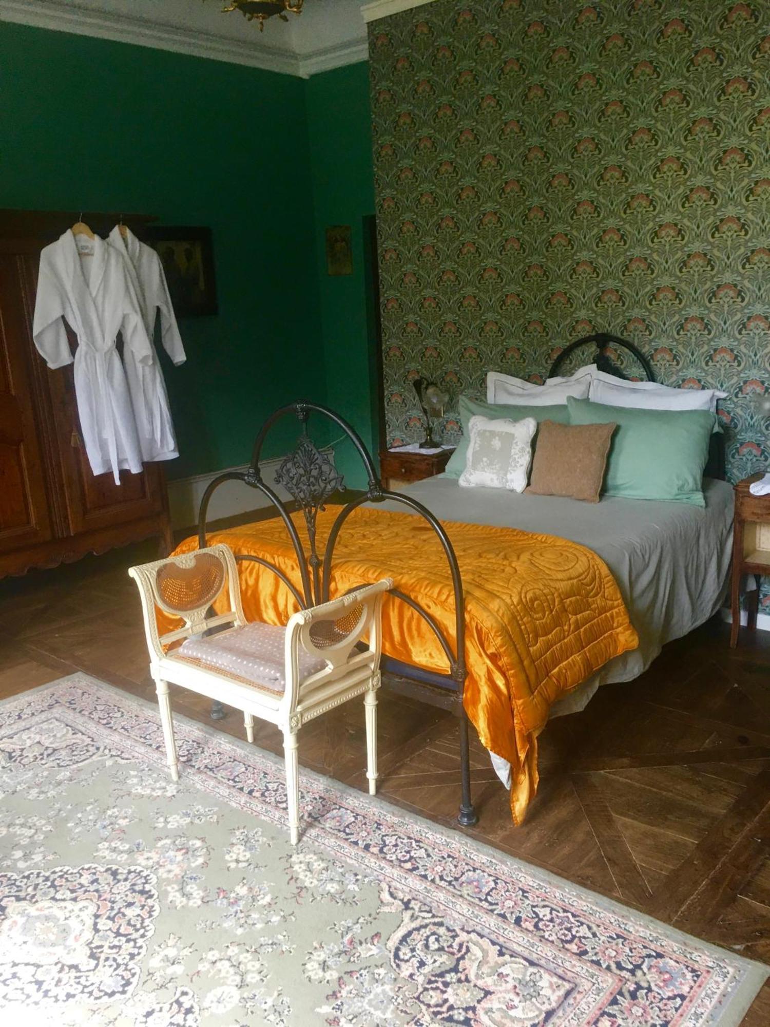 Bed and Breakfast Le 7 Des Tonneliers Castelfranc Екстер'єр фото